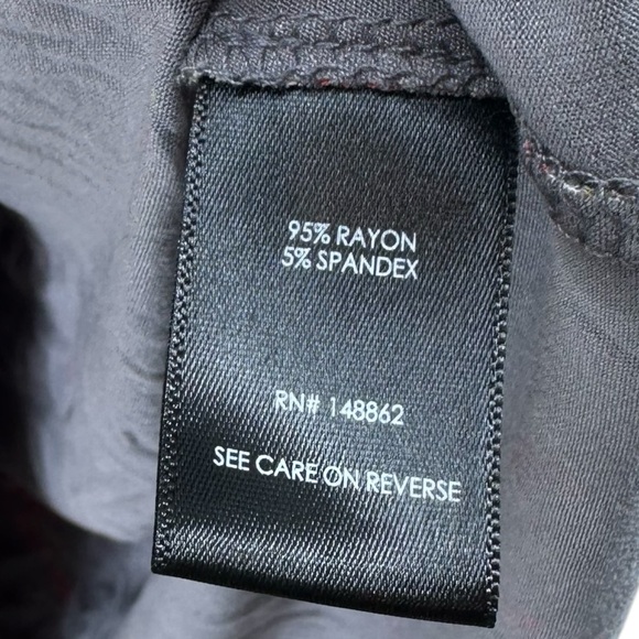 Torrid Babydoll Super Soft Surplice Volume Sleeve Top sz 0X floral - Picture 9 of 12